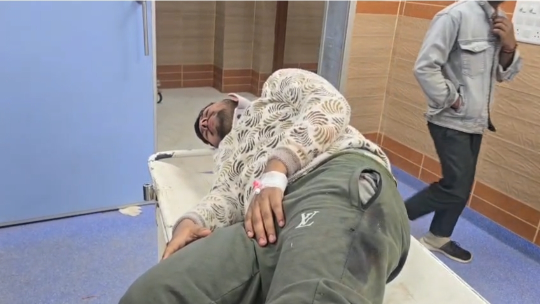 छपरा के वीआईपी गली में होटल मैनेजर के भाई को अपराधियों ने मारी गोली